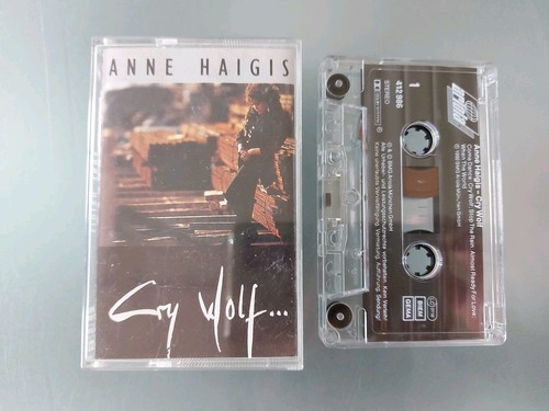 Anne haigis cry wolf - mc,